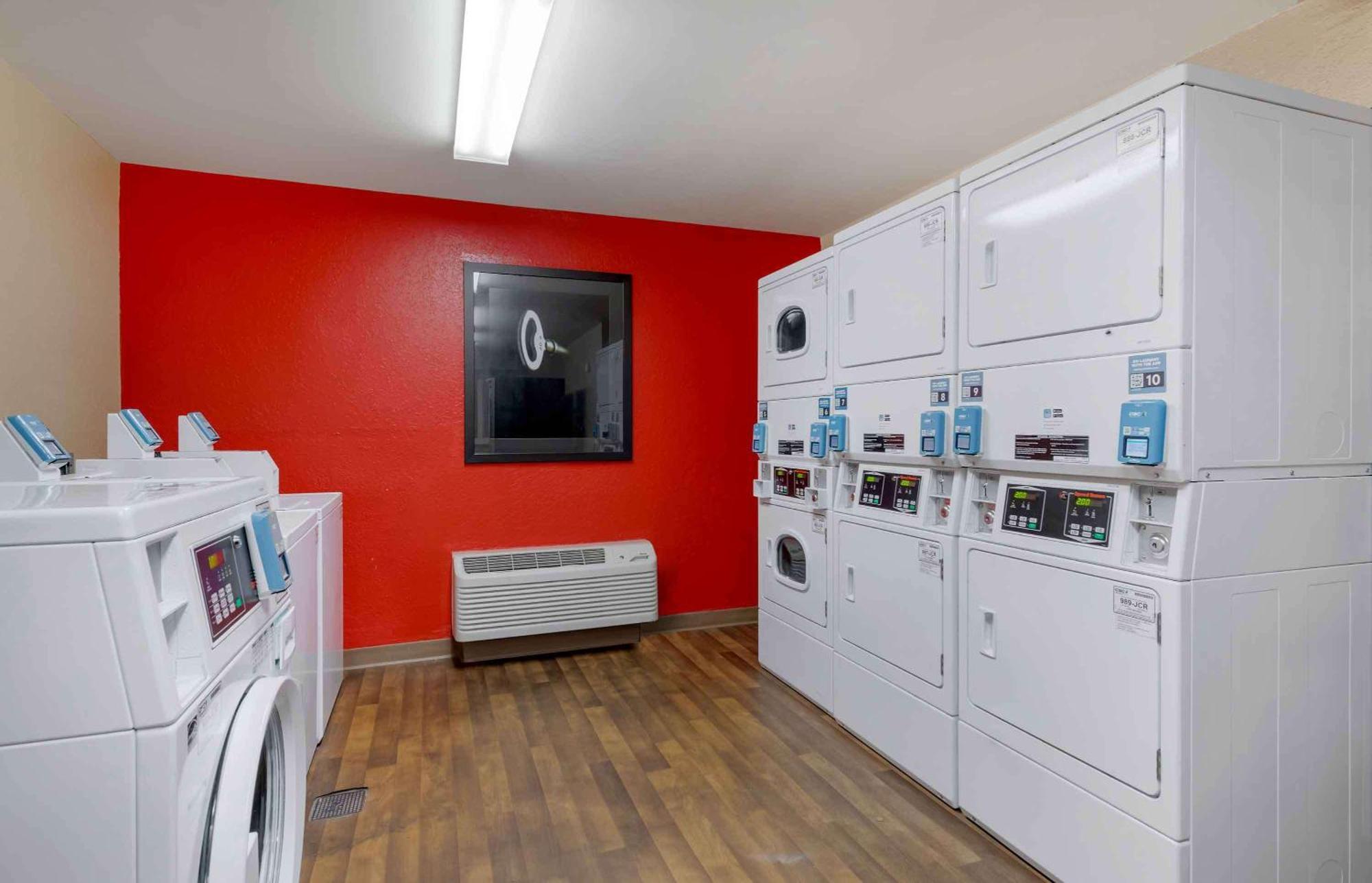 Extended Stay America Select Suites - Jacksonville - Lenoir Avenue East Eksteriør bilde