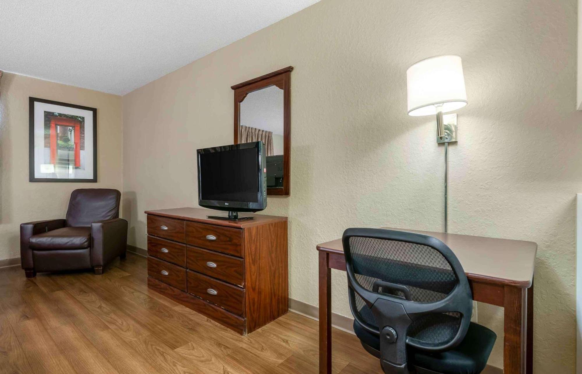 Extended Stay America Select Suites - Jacksonville - Lenoir Avenue East Eksteriør bilde